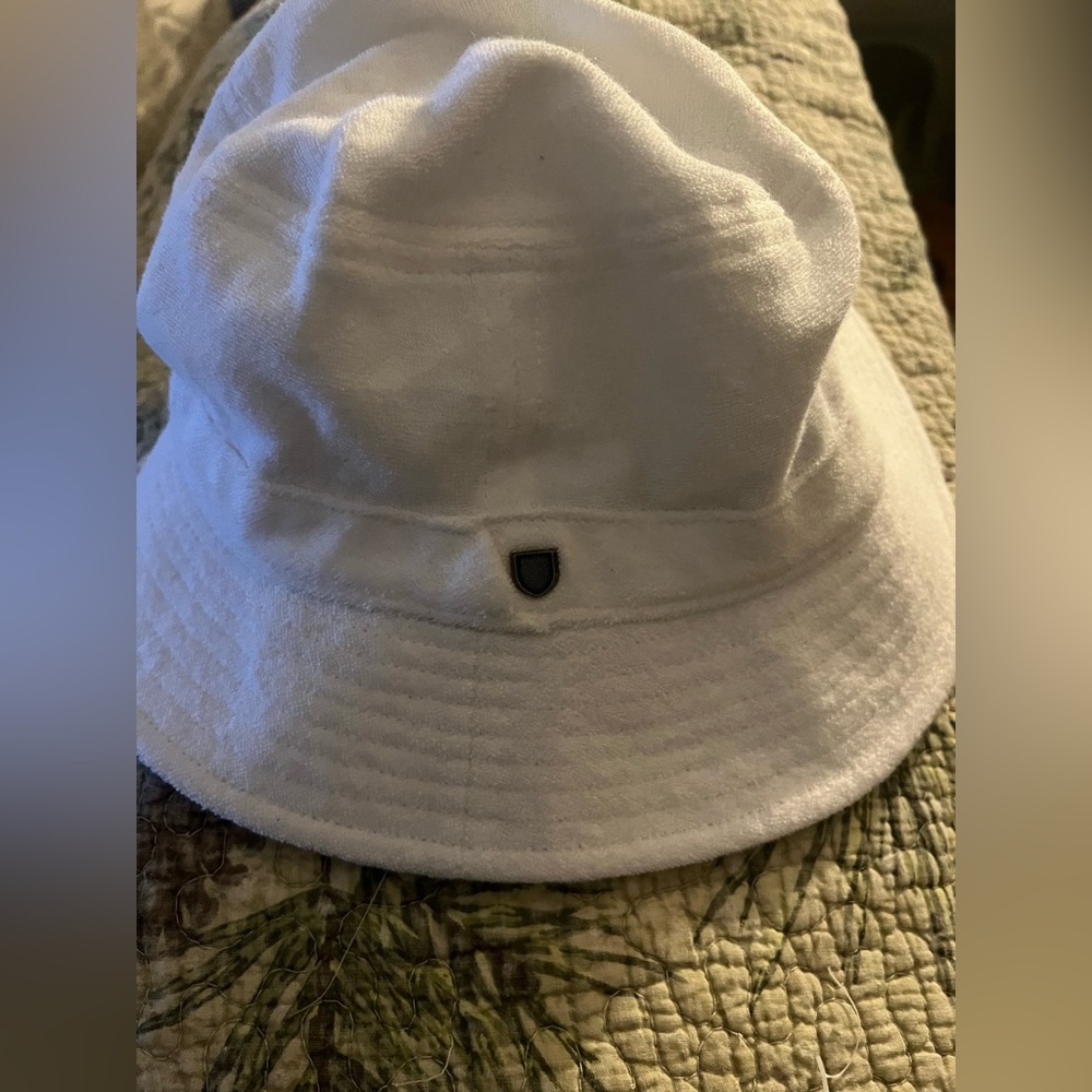 Brixton Cloth white bucket hat NWOT XS/S Bundle and save